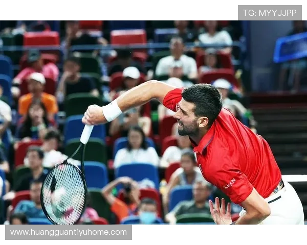 网球赛场最新战报：顶尖球员鏖战四大满贯赛事精彩瞬间